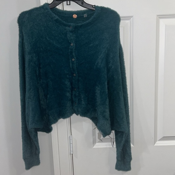 NWOT Free People One Wyatt Fuzzy Faux Fur Cardigan Sweater Size XS Z555 - Picture 5 of 7